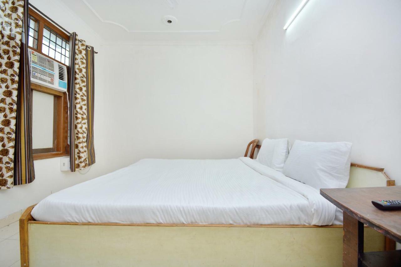Spot On 44679 Hotel Samrat Sohāna Zewnętrze zdjęcie