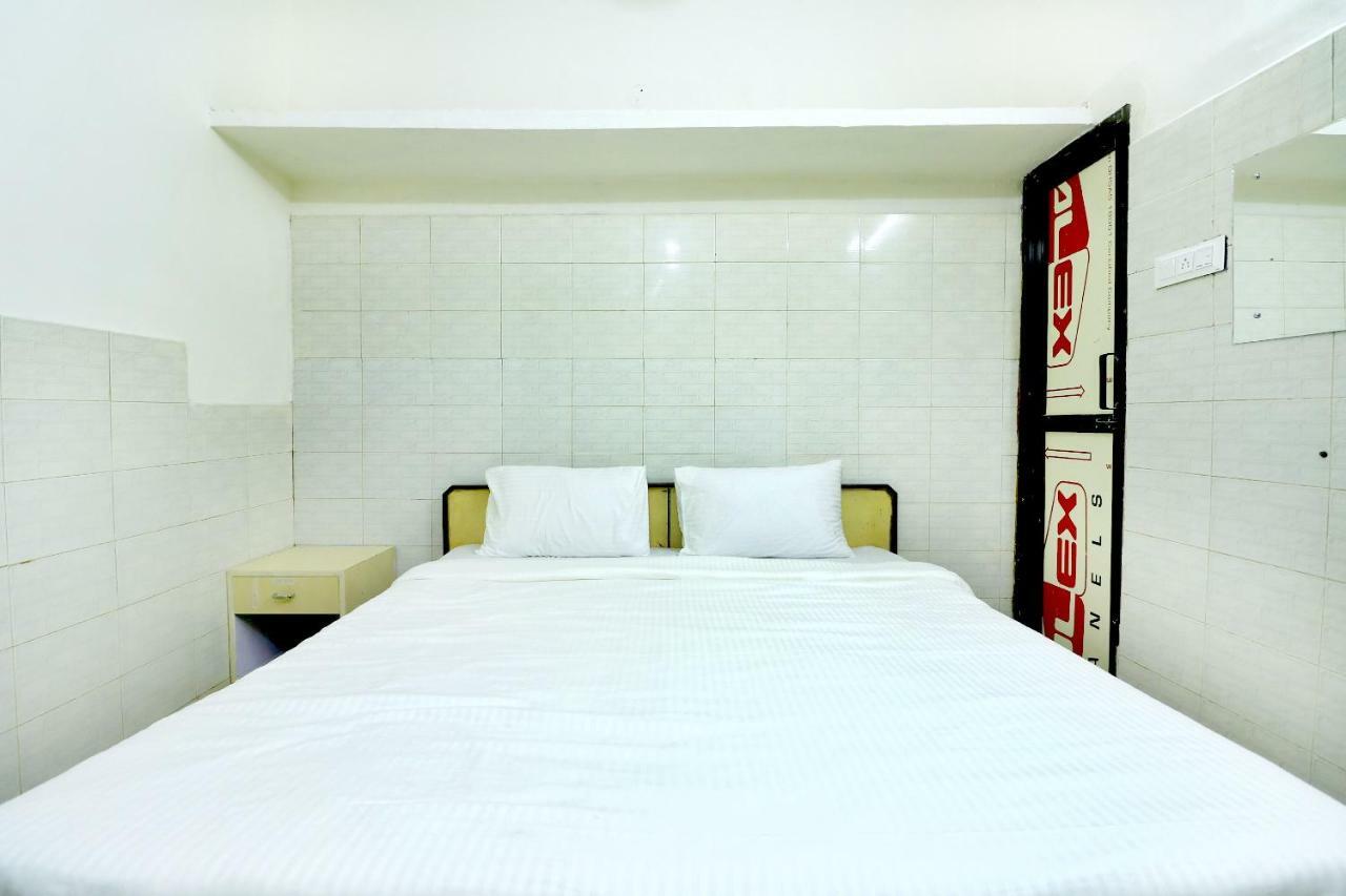 Spot On 44679 Hotel Samrat Sohāna Zewnętrze zdjęcie