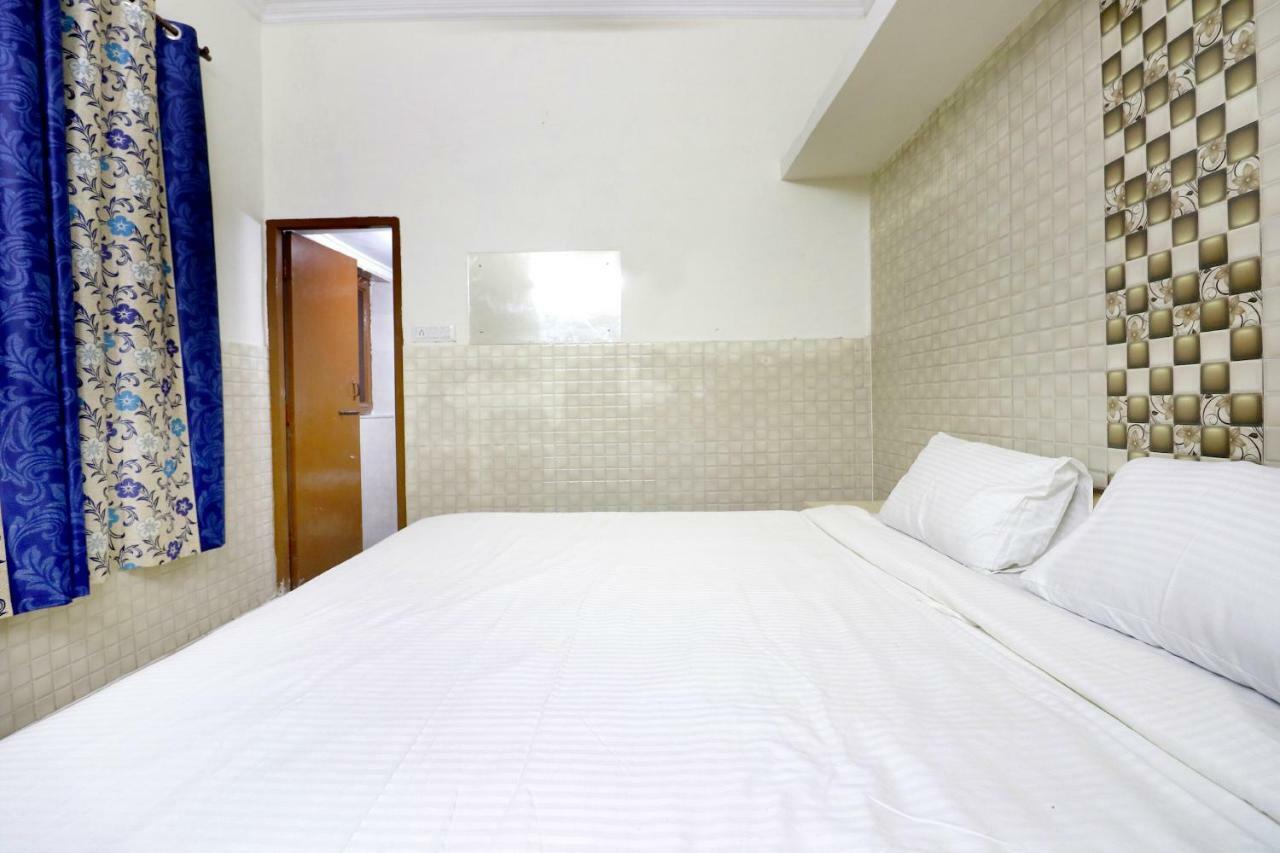 Spot On 44679 Hotel Samrat Sohāna Zewnętrze zdjęcie